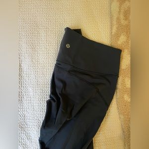 Dark blue lululemon leggings!